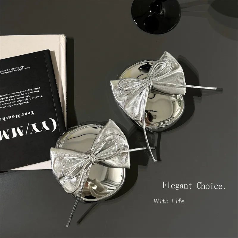 Electroplated Three - dimensional Bow Headphone Case - Buy That Thang