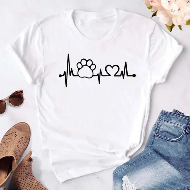 Cute Women's Dog Mom Graphic T-Shirt - Buy That Thang