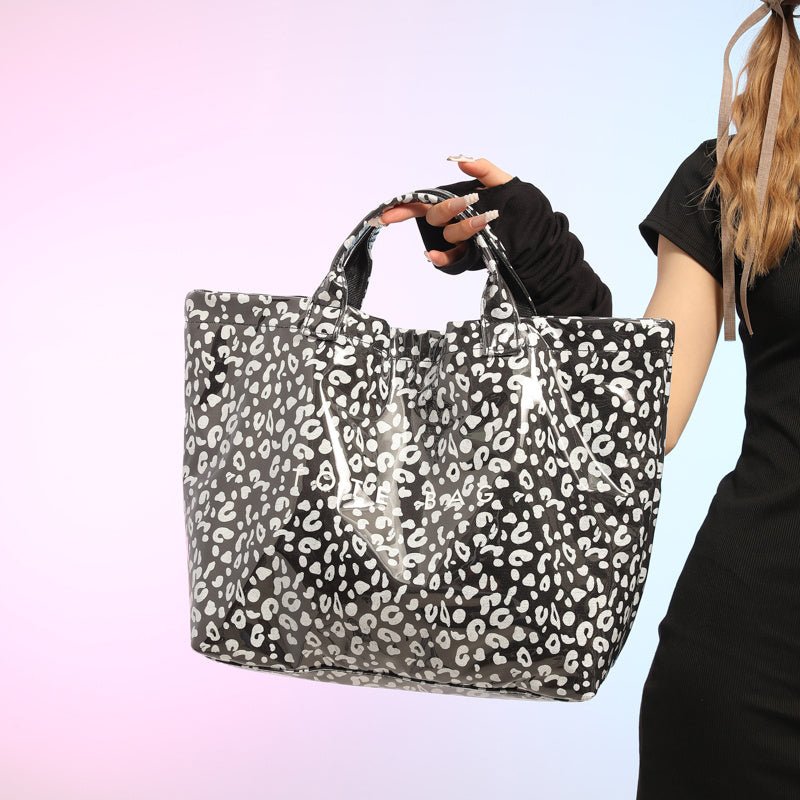 Larte Tote Leopard Handbag, Transparent PVC Beach Bag For Gym, Pool, And Travel With Inner Zipper Pocket - Buy That Thang