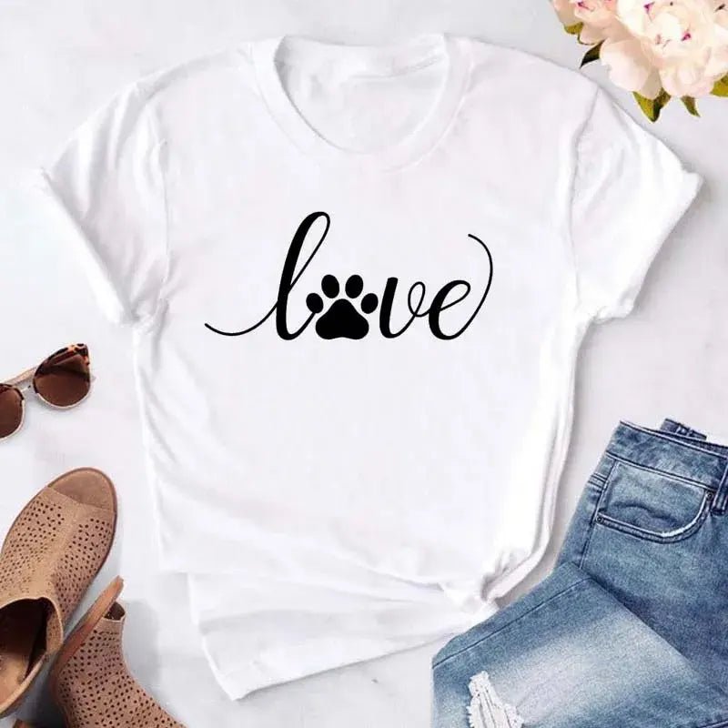 Cute Women's Dog Mom Graphic T-Shirt - Buy That Thang