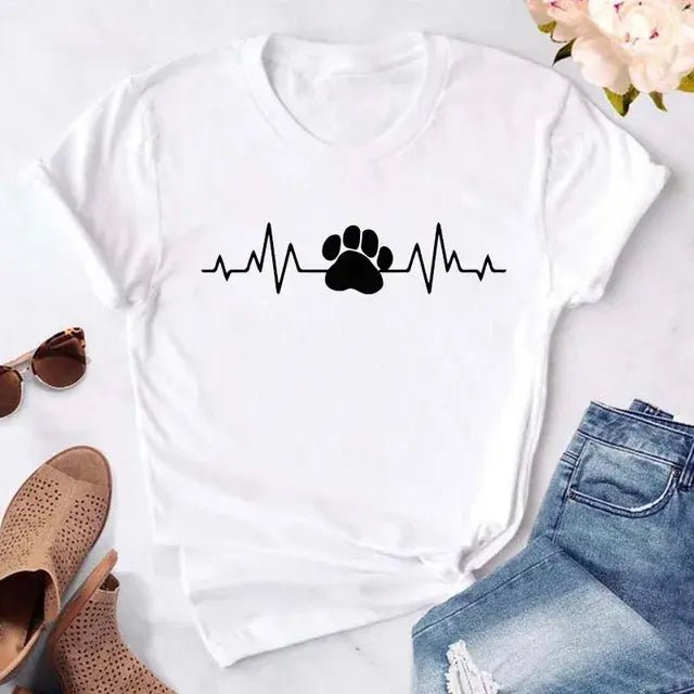 Cute Women's Dog Mom Graphic T-Shirt - Buy That Thang
