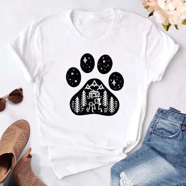 Cute Women's Dog Mom Graphic T-Shirt - Buy That Thang