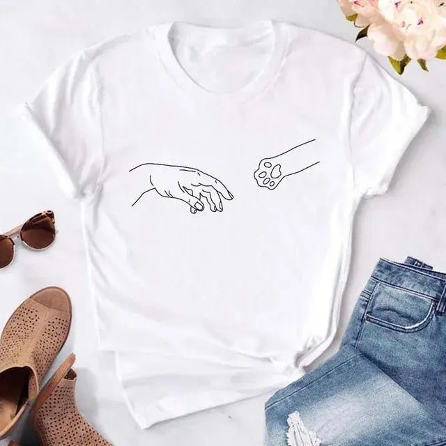 Cute Women's Dog Mom Graphic T-Shirt - Buy That Thang