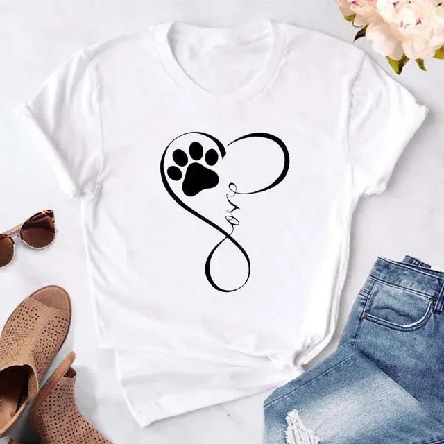 Cute Women's Dog Mom Graphic T-Shirt - Buy That Thang