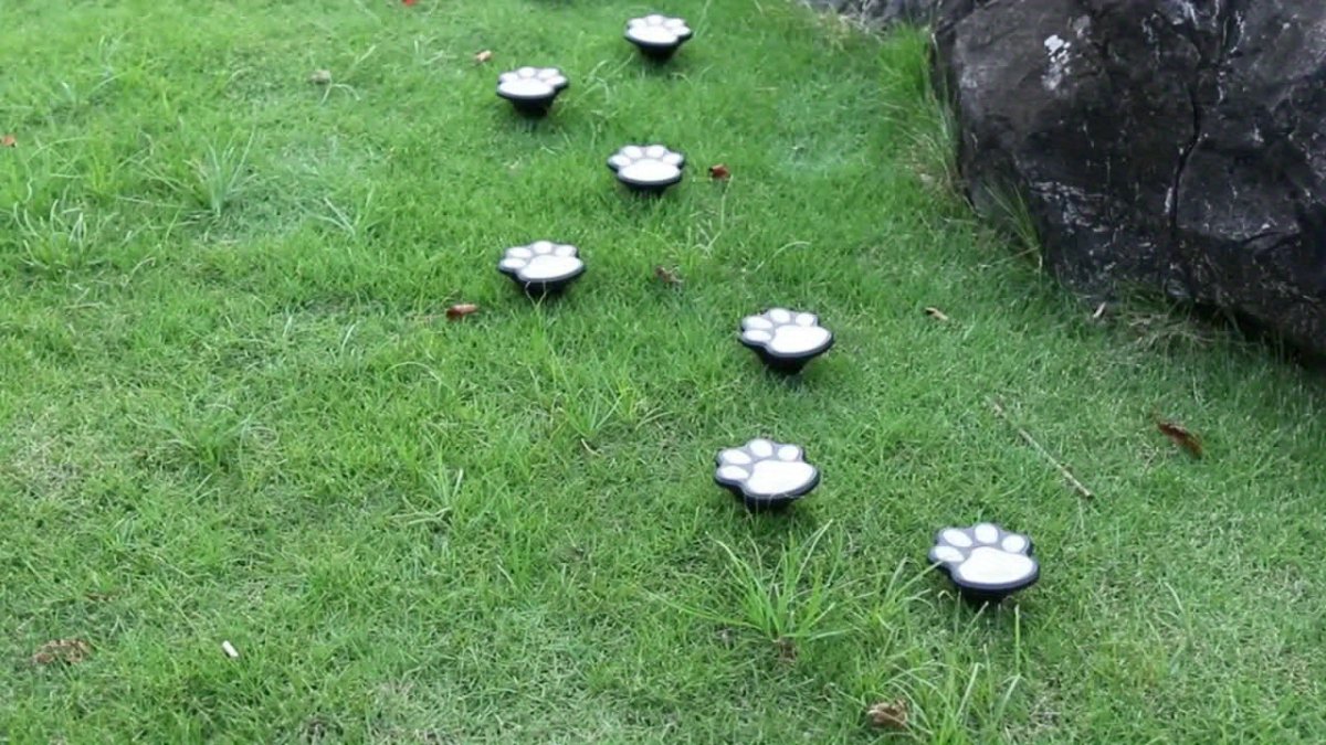 3pcs Solar LED Pet Paw Print Channel Lights - IP44 Outdoor Decorative Lights For Gardens, Lawns & Terraces - Pet - Safe (Cat & Dog Friendly) - Durable Plastic With Metal Veneer - Solar - Powered Outdoor Lights For Holiday Garden - Buy That Thang