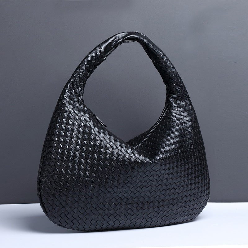 Crescent shaped women's bag hand woven hand - held dumpling bag fashionable single shoulder armpit bag - Buy That Thang