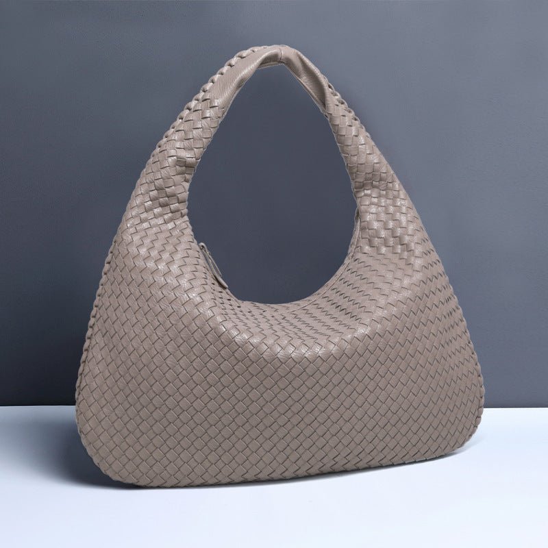 Crescent shaped women's bag hand woven hand - held dumpling bag fashionable single shoulder armpit bag - Buy That Thang