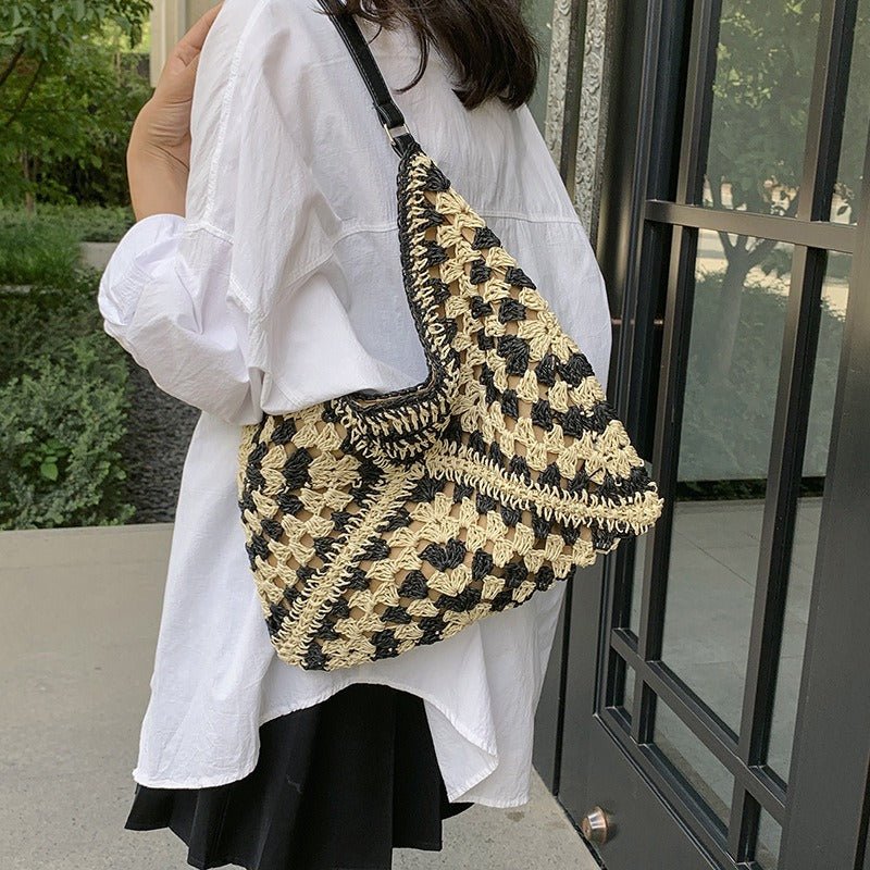 Large capacity woven bag, women's new fashionable single shoulder grass woven bag - Buy That Thang