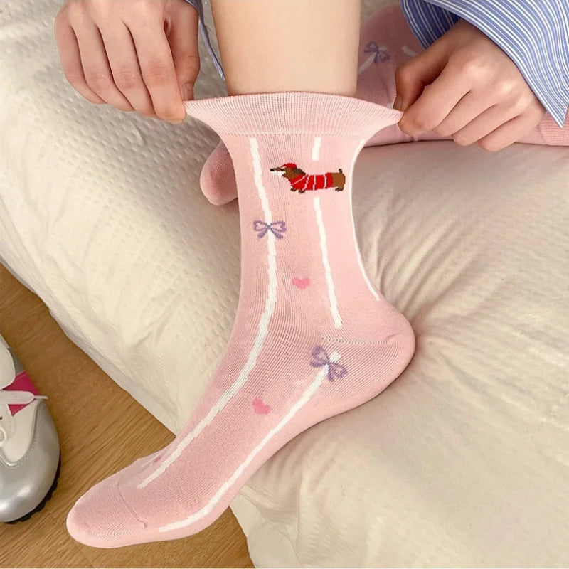 Cartoon Dachshund Women's Mid-Calf Socks Spring Summer Cotton Kawaii Cute Crew Socks Trendy Fashion Novelty Socks for Girls