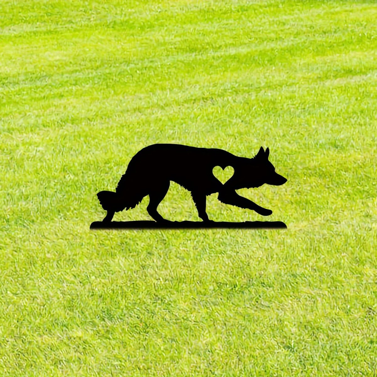 Iron Art Wolf Dog Silhouette Garden Stake: A Pet Commemorative for Outdoor Decoration - Buy That Thang