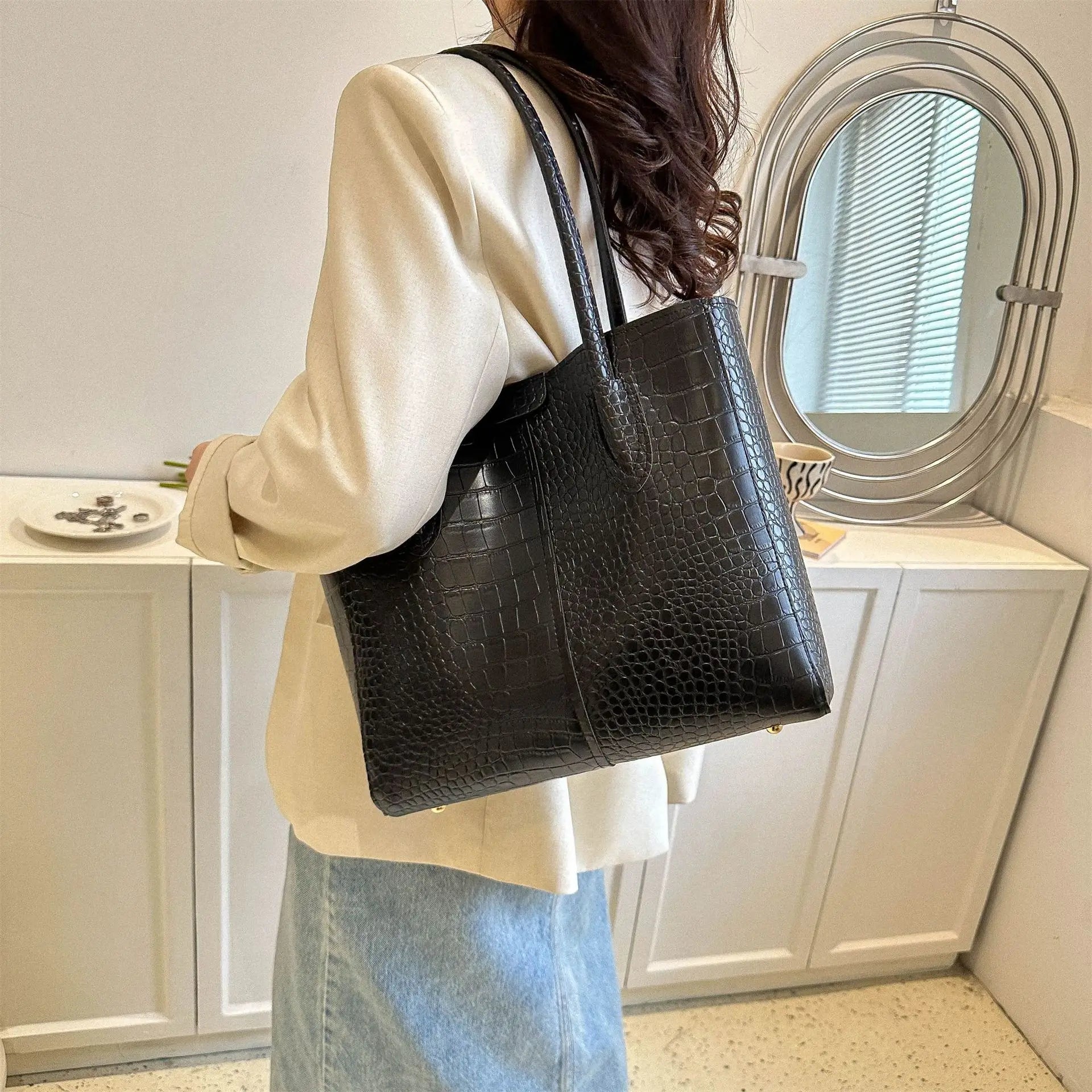 Fashion Crocodile Pattern Large Tote Bag Solid Color Women Shoulder Bags Luxury Pu Leather Lady Handbags Big Shopper Purses 2024 - Buy That Thang