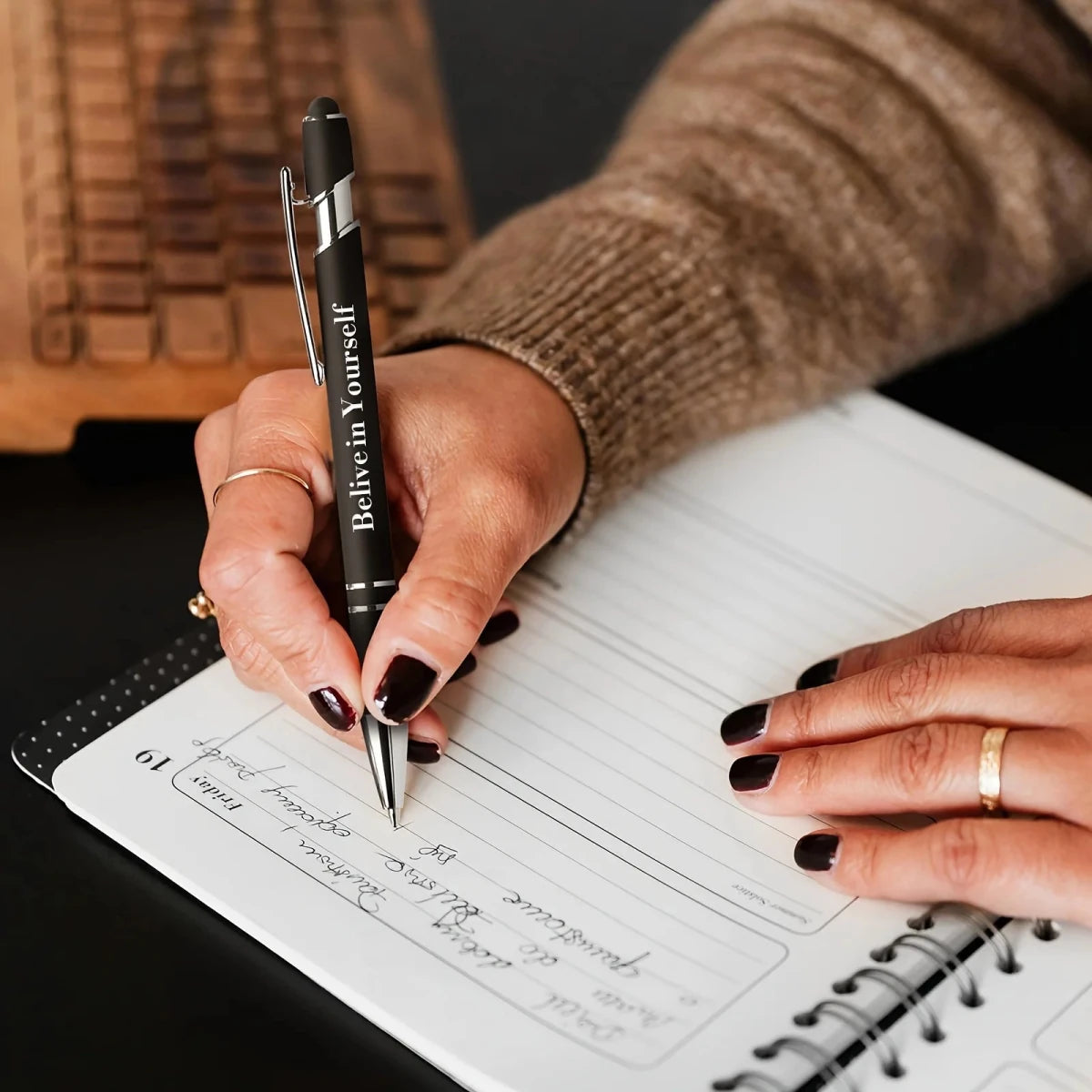 Personalized Pen Gift Set, 16pcs Ballpoint Pens with Stylus Tip for Office, Gifts - Buy That Thang