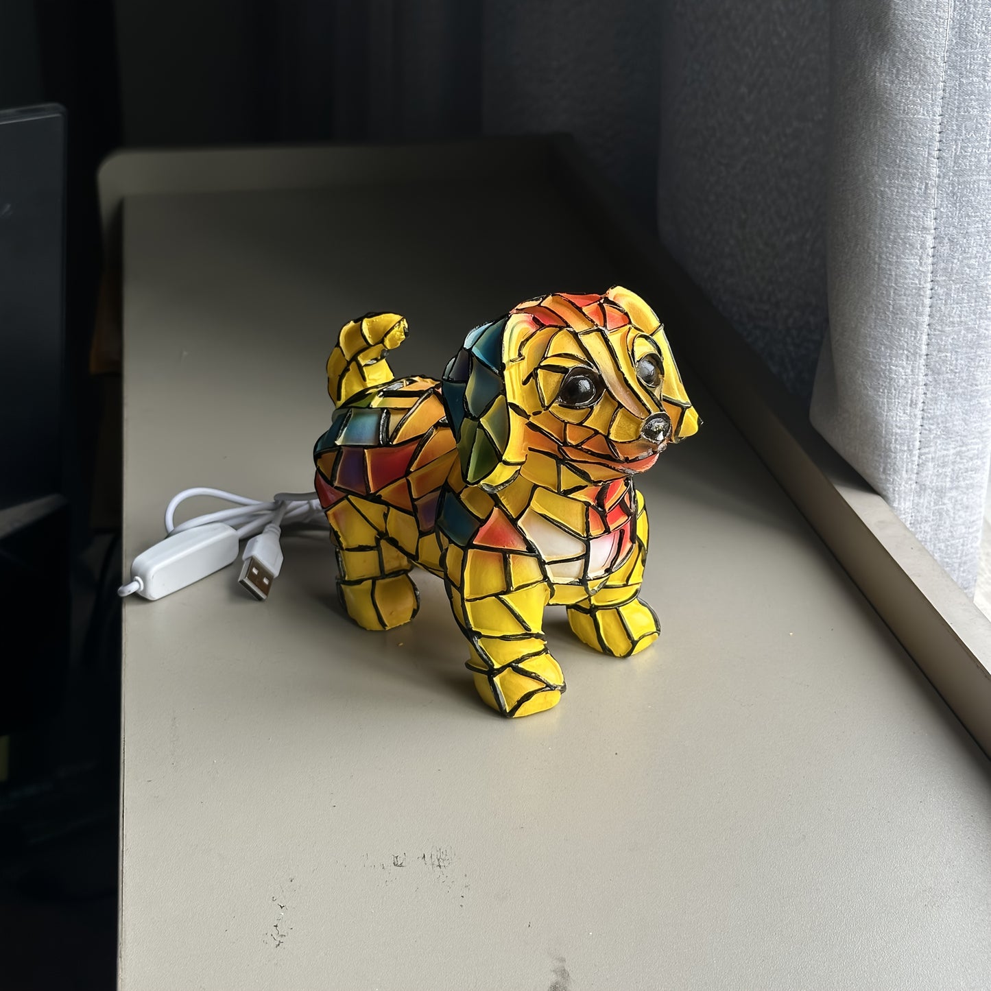 Cute Dachshund LED Light - Resin Craft Decoration, Whimsical Sculpture Wall Art for Pet Homes, USB Night Light, Fun Holiday Decor for Dog Lovers