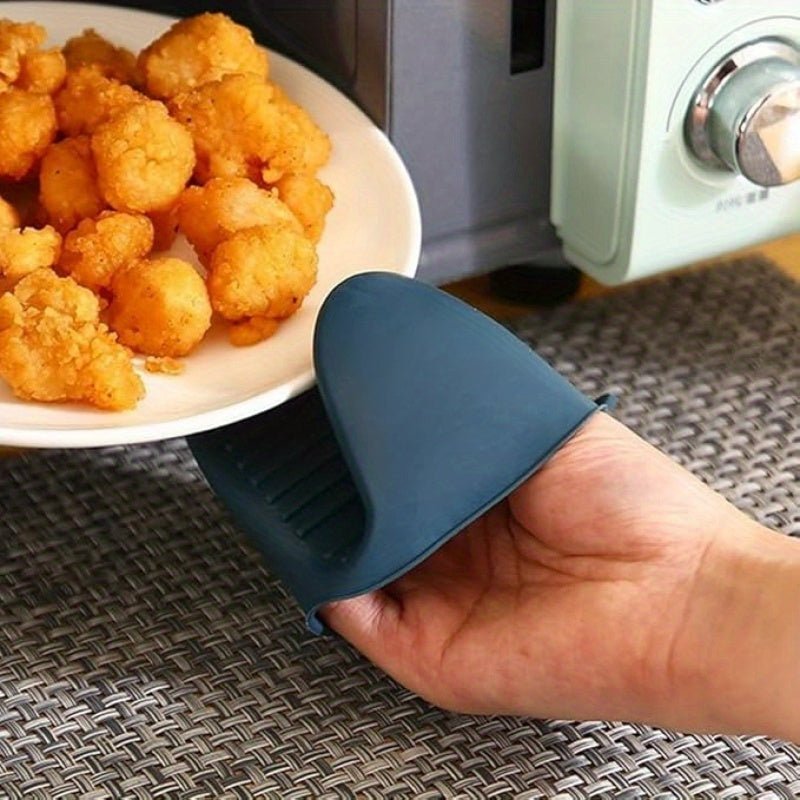 5pcs Heat Resistant Kitchen Tools Set Stainless Steel Plate Bowl Clips Non Slip Silicone Tongs Heatproof Gloves Anti Scald Grippers for Microwave, Air Fryer, Instant Pot Mor, Best for Christmas - Buy That Thang